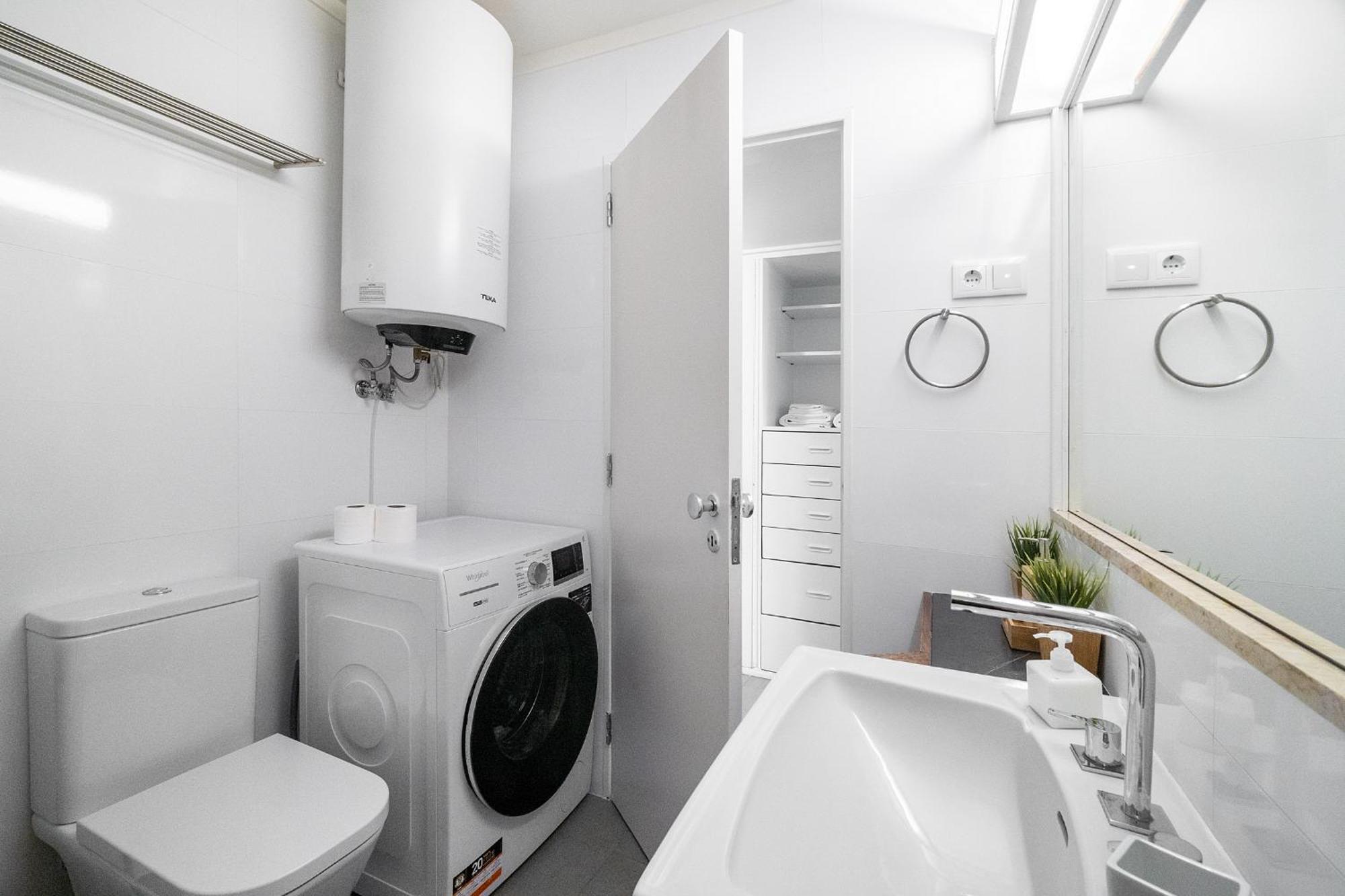 Whome Study & Surf Carcavelos 1-Bed By Beach & Nova Sbe Ngoại thất bức ảnh